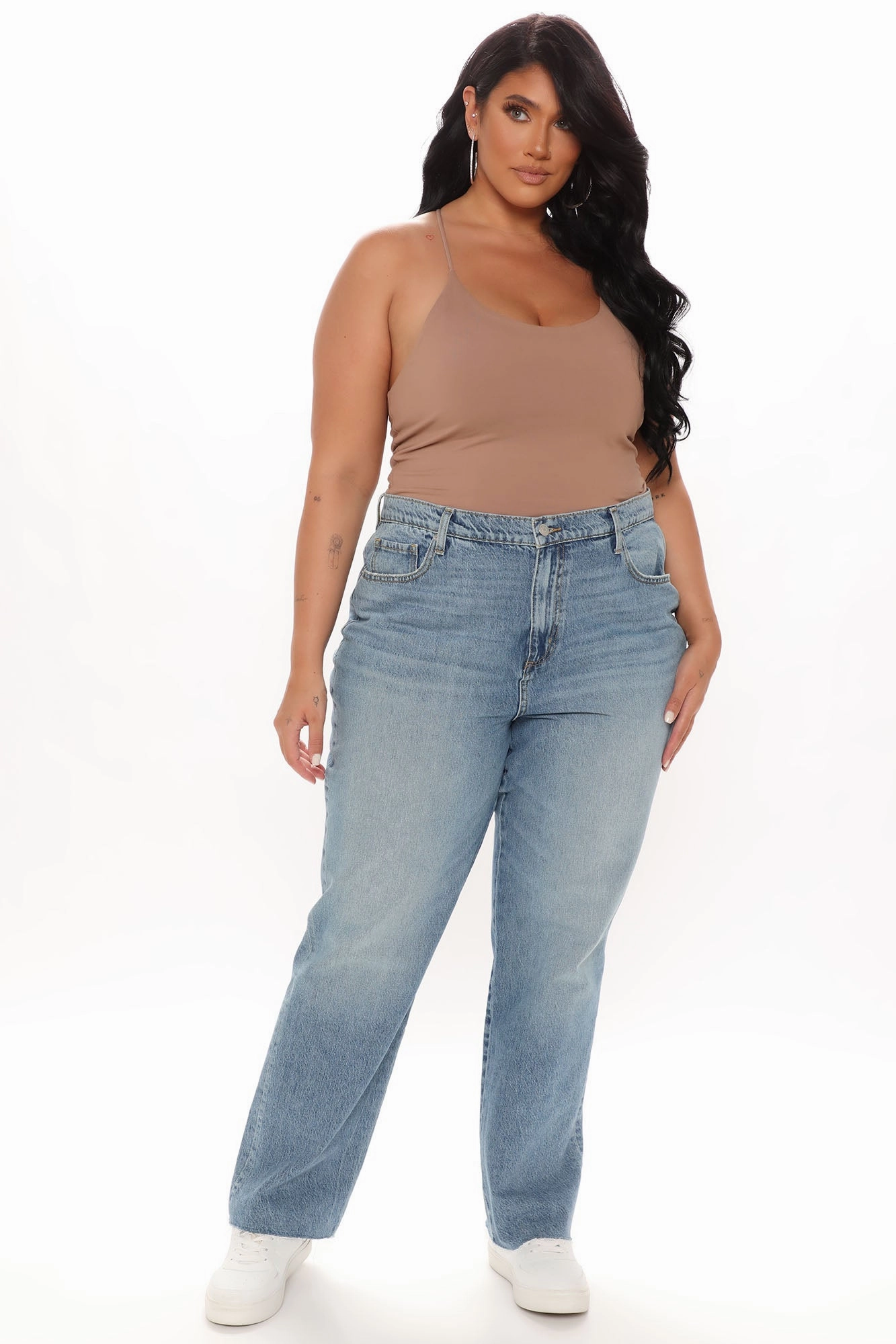 KittenAlarm - 90's Babe Straight Leg Jeans  - Medium Blue Wash