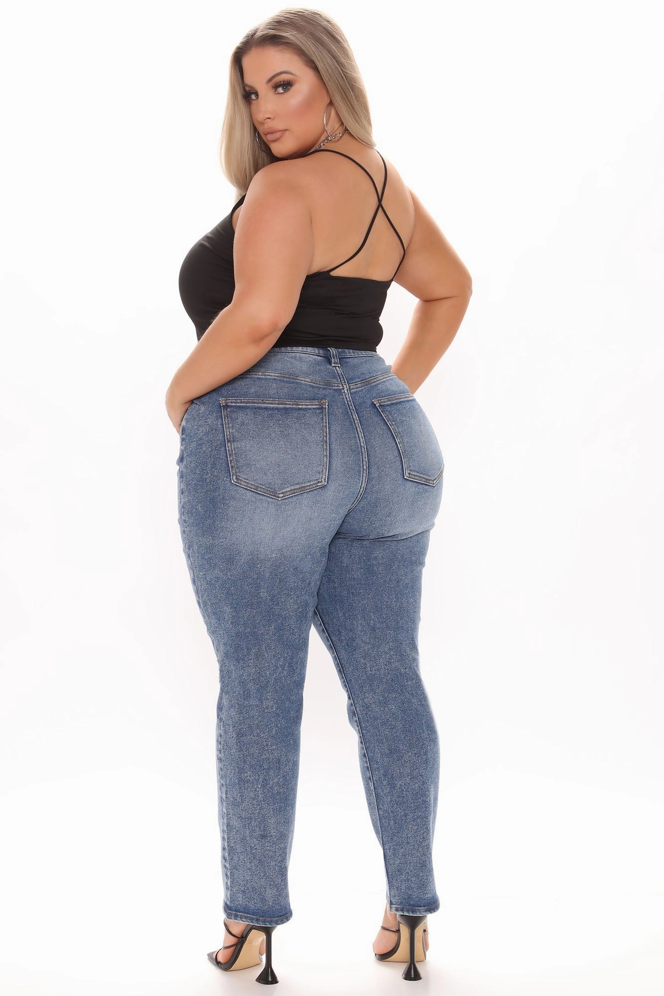 KittenAlarm - 90's Vibe High Rise Tapered Jeans - Medium Blue Wash