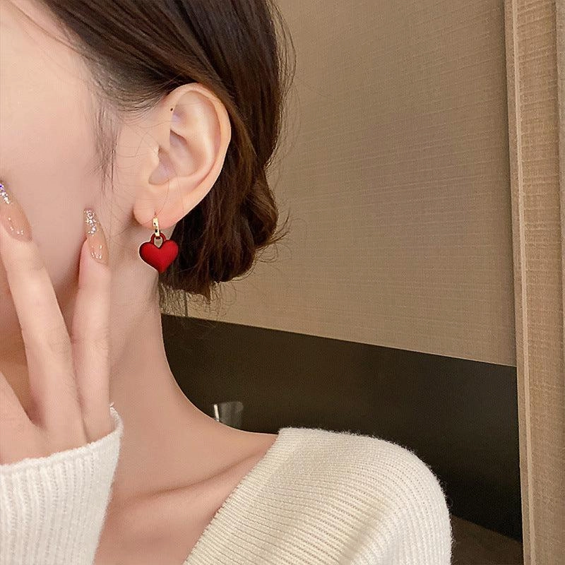 KittenAlarm - Darcey Huggie Heart Earrings
