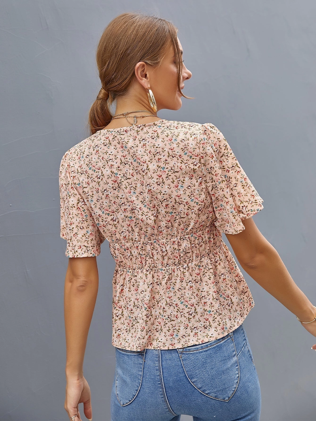 KittenAlarm - Deep V Neck Ditsy Floral Drawstring Top