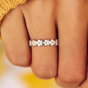 KittenAlarm - Ellie Flower Ring