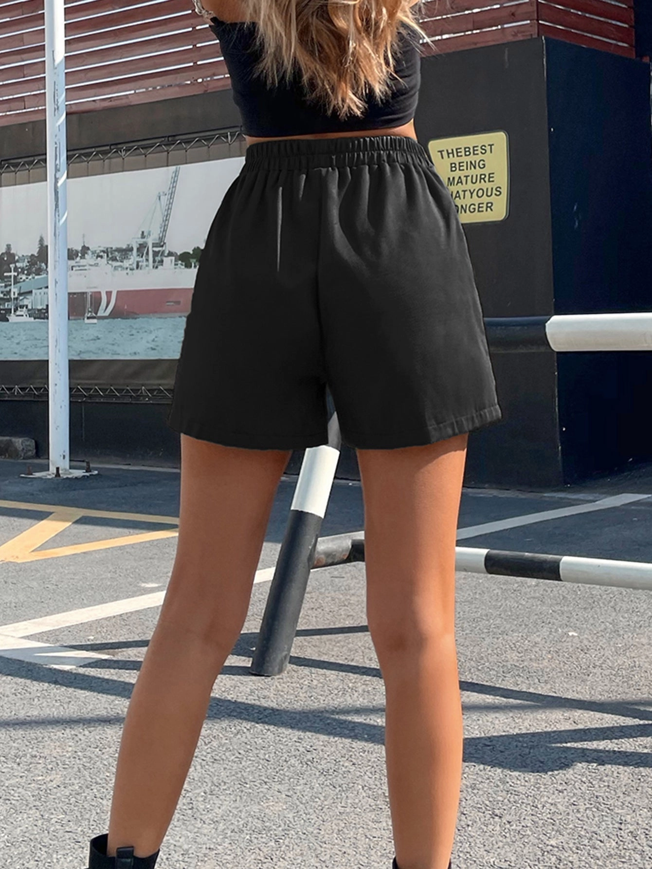 KittenAlarm - Front Pockets Wide Leg Shorts