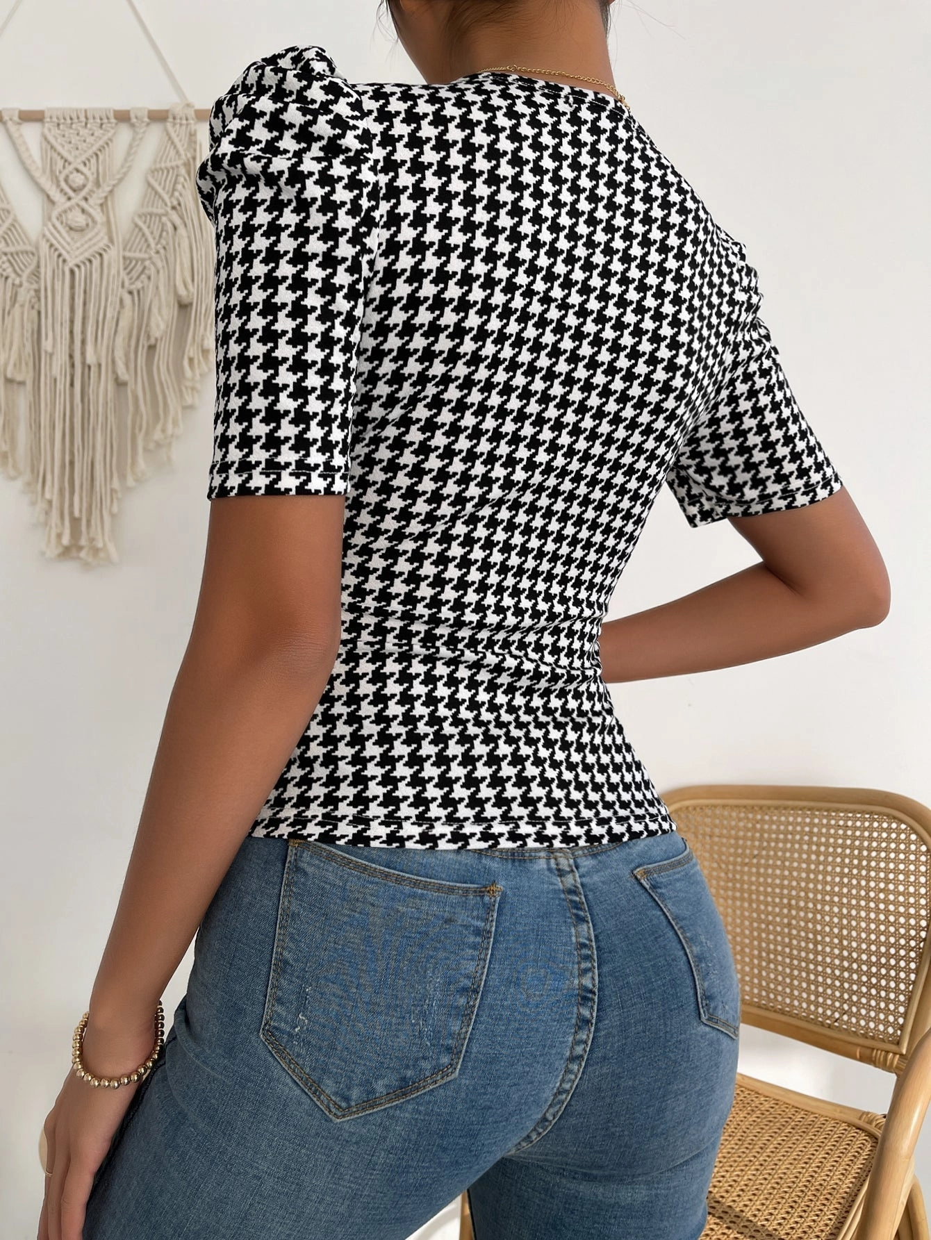 KittenAlarm - Houndstooth Print Puff Sleeve Bustier Top