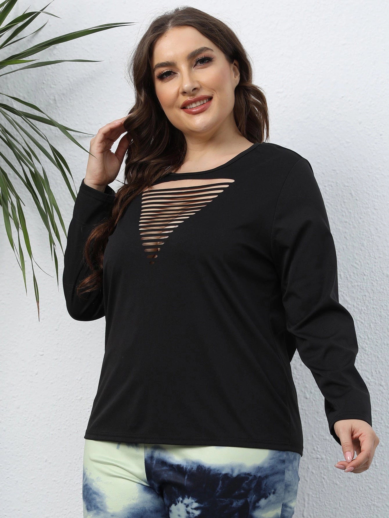 KittenAlarm - Plus Black Cut Out Tee
