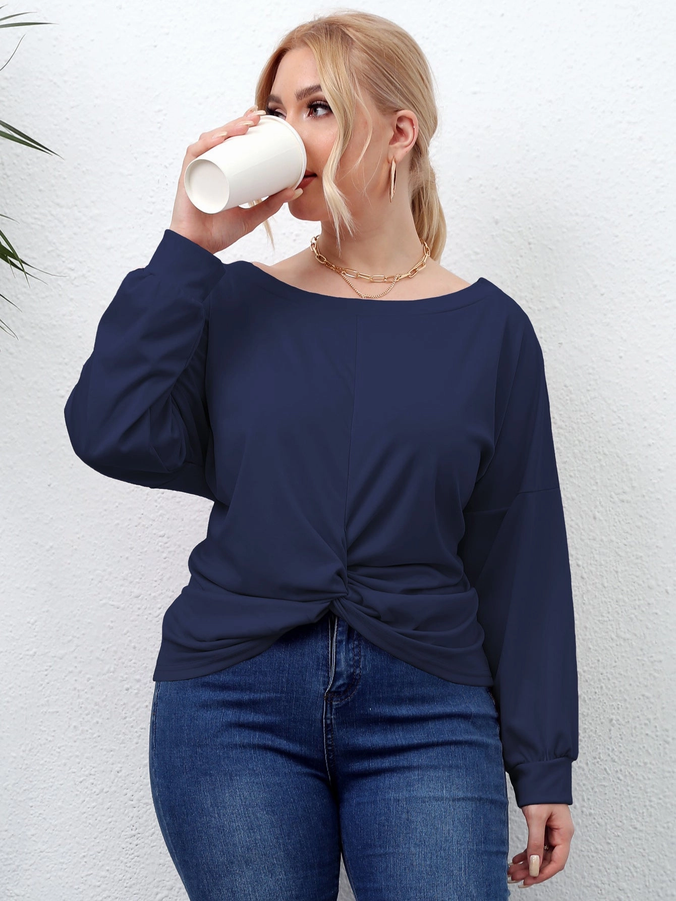 KittenAlarm - Plus Drop Shoulder Twist Tee