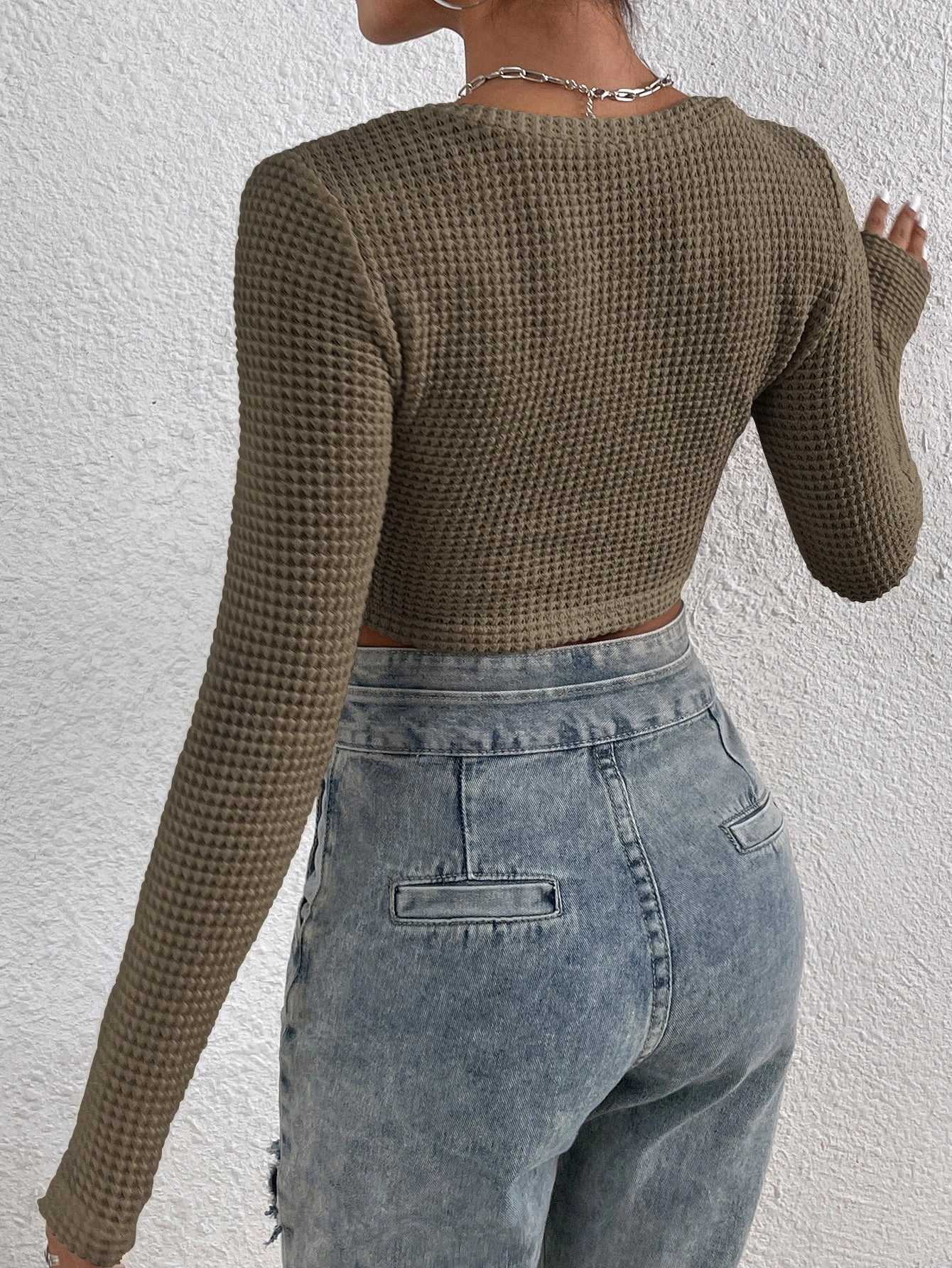 KittenAlarm - Solid V Neck Crop Tee