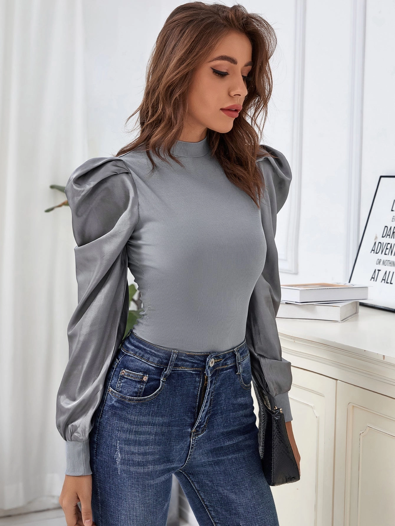 KittenAlarm - Stand Collar Puff Sleeve Top