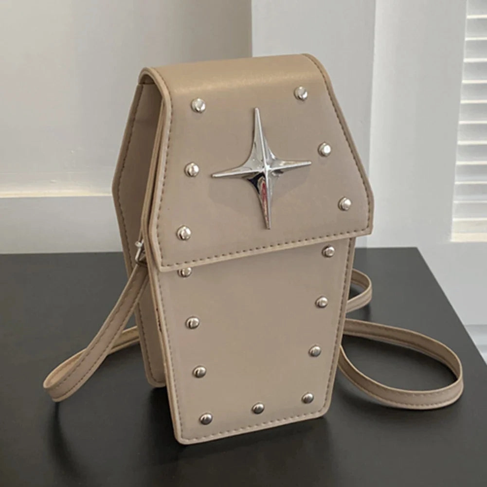 Retro PU Casual Star Halloween Dark Gothic Women Personalized Leather Rivet Handbag